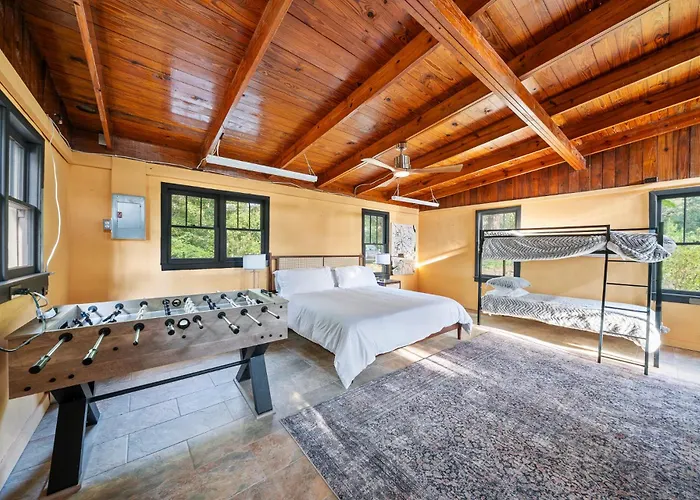 Sunset Bayou - Morgan Waterfront Retreat