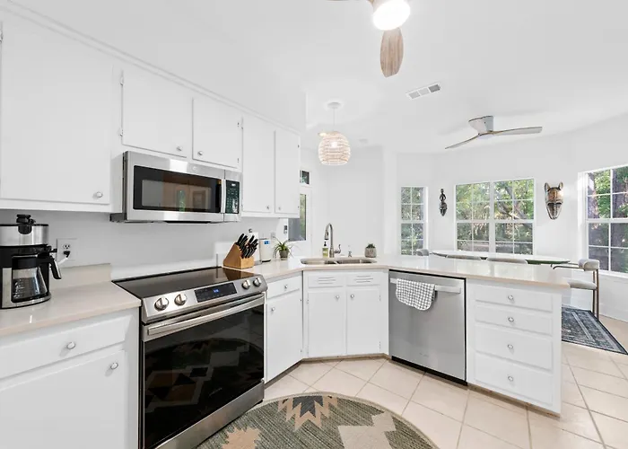 Sunset Bayou - Morgan Waterfront Retreat